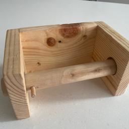 Rustic reclaimed wood toilet roll holder made from 100% reclaimed materials with a natural finish, sustainable handmade homeware. Used still excellent condition.
Approx size WXDXH 19x12x9cm
Originally bought fro Etsy.