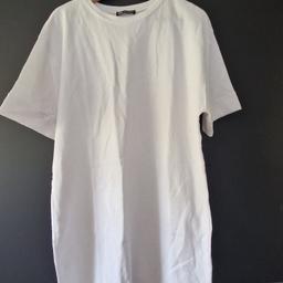 Süsses Sommerkleid in weiß von Zara in Größe L. Das Baumwollkleidchen ist luftig und perfekt für Urlaub und heisse Sommertage. Tierfreier Nichtraucher Haushalt