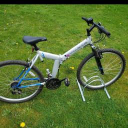 CHALLENGE GAUNTLET FOLDING MOUNTAIN BIKE IDEAL FOR COMMUTING/TRANSPORT
26" WHEELS,18" FRAME
SUITABLE FOR INSIDE LEG 31" TO 34"
V BRAKES ,SHIMANO SHIFTER GEARS
ALLOY RIMS,STEEL FRAME
THESE ARE STILL SELLING IN ARGOS FOR £240
TOTAL WEIGHT 16KG
COLLECTION FROM WOLVERHAMPTON WV3