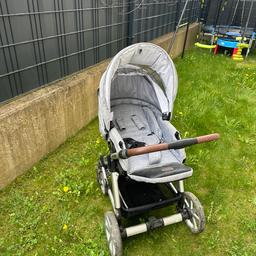 - Kinderwagen kombi
- einfache Handhabung
- inklusive Regenschutz & Insektenschutz
- Farbe grau
- benutzbar von Geburt an und später als Buggy