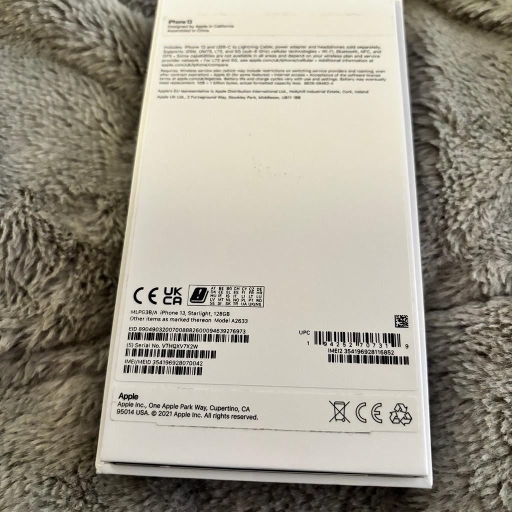 Comes with box and charging wire but no plug! Almost like new not a mark on it, always had a case and screen protector on it, comes with 5 brand new cases still in packaging and 6 used cases like new… selling due to upgrade !