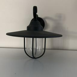 For sale a used Philips myGarden Pasture Outdoor Black Vintage Wall Lantern for Garden, Patio and Outdoor settings.In good condition and full working order,Changed our outdoor setting so no longer required.Currently for sale on Amazon £50 new.Email me for the link if reqiured.