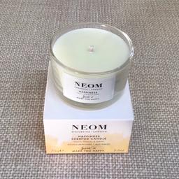 NEOM Organics London, Happiness Scented Travel Candle in glass holder.
100% Natural Fragrances to boost your Wellbeing.
A complex blend of 10 essential oils including neroli, mimosa and lemon 
to help balance emotions and boost mood.

75g e, 2.6oz
RRP £19

New, Sealed in original packaging and from a smoke free home.