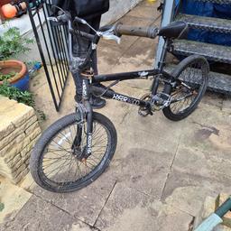 kids bike not used need new parts
check pictures