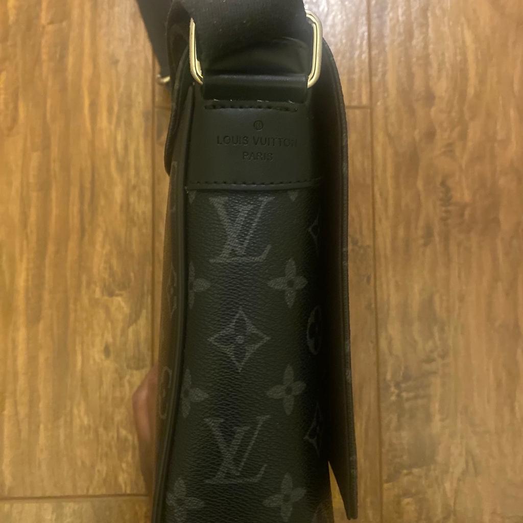 Louis Vuitton Messenger Bag that has been worn twice. Hasnt been worn in a year and is in perfect condition. No tears or stains on it and willing to negotiate price.