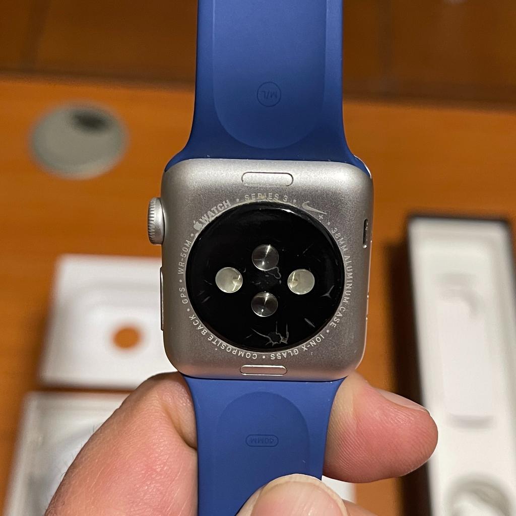 Apple Watch + AirPods Pro

Apple Watch 3 38mm, 2 cinturini, confezione originale, cavo ricarica.
+
Apple AirPods Pro, confezione originale, custodia ricarica, cavo ricarica

INFO: +393391857298