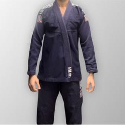 Purple Tatami BJJ Gi, Size A2.

Trousers and Gi including white belt.

Slight damage on lace of trousers shown in pic 7.