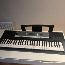Yamaha keyboard YPT-240, very good condition hardly used.
Smoke and pet free home
