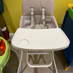 One bundle must go all too
It consists off
Travel cot
High chair
Moses basket with stand pink bedding never used
Bath
Vibrating rocking chair
Jumper roo
Chair that catches to dining table chair or free standing
Under the sea musical mat with twinkling lights and pillow