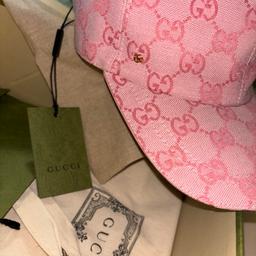 Hallo ihr lieben, verkaufe hier eine nagelneue Originale Gucci Cap. Im Gucci Store ist die Cap für 370€ erhältlich.