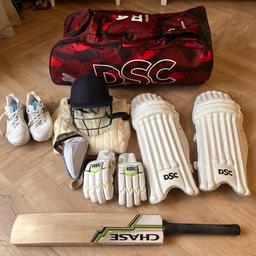 Full cricket set, great for someone wanting to start the game

Only been used for one game as unable to play any longer. All in perfect condition. 

Chase R1 cricket bat - RRP £105
DSC fearless pads - RRP £35
Masuri helmet - RRP £50
DSC gloves - RRP £40
Kookaburra size 10 cricket shoes - RRP £35
DSC fearless cricket bag - RRP £70

Total RRP - £325

Also have large jumper, box, Trousers and top which would be happy to chuck in. All worn once. 

£200 for the full set. Would rather all goes together but will discuss each item separate. 

Great price for someone starting out and some good quality gear.