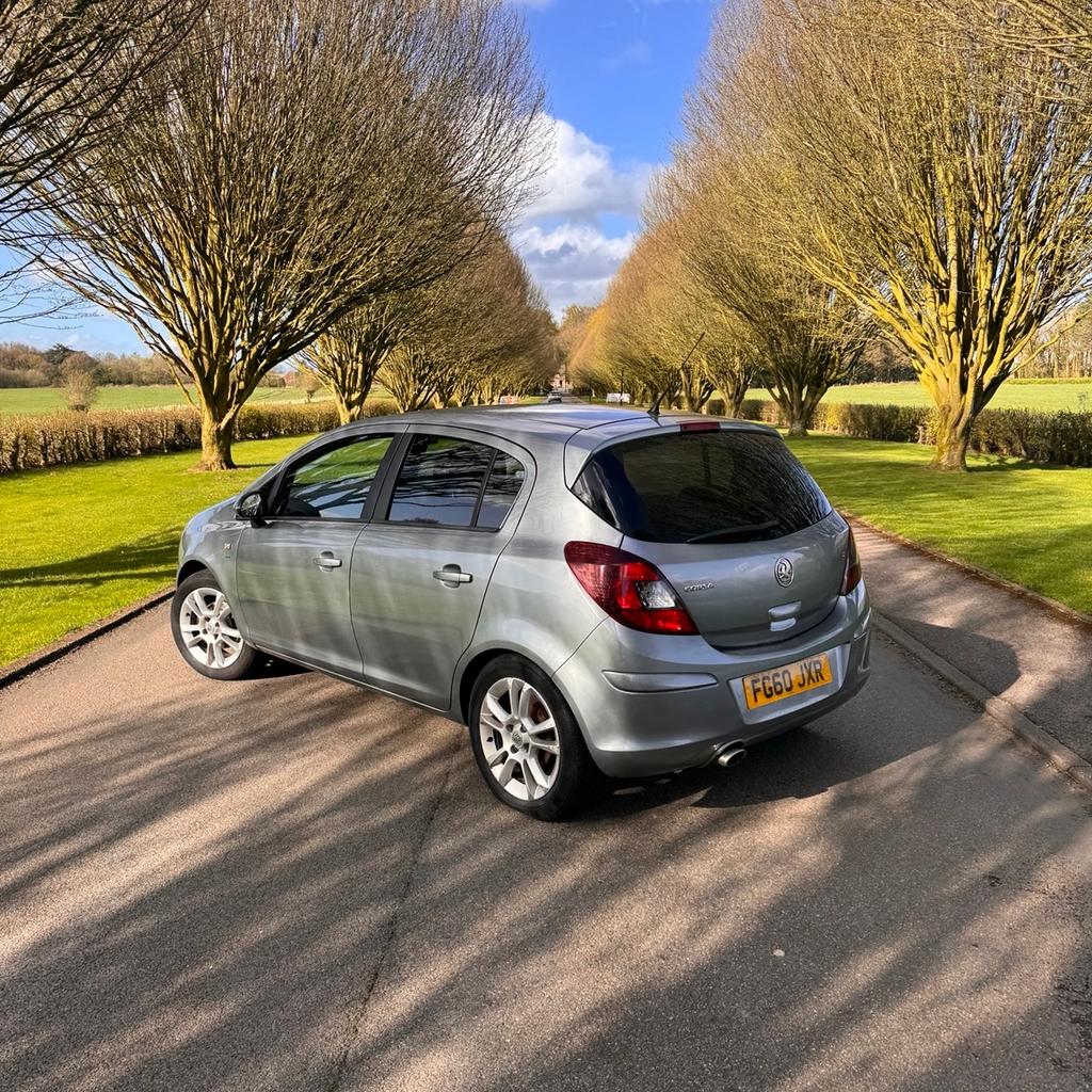Vauxhall corsa
Full 12 months mot
Just had new front brakes
New suspension springs front and rear drivers side
New ball joint
Track rod
109k miles
Service history
Drives superb
Wheels need a tidy and there is a crack in windscreen (advisory as not in drivers view)
Price for quick sale £1450