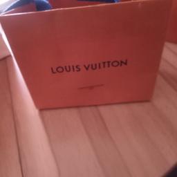 Louis Vuitton Tragetaschen ca 34x40 cm, die kleine 11x14 cm, nur 1x gebraucht