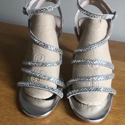CARVELA Ladies Diamanté Shoes size 4 worn once for a prom perfect condition grab a bargain.