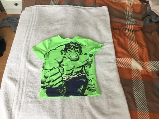 Buy & Sell Wrexham - Wales Chirk - Wrexham - Photos for Hulk t shirt age 2-3 yrs