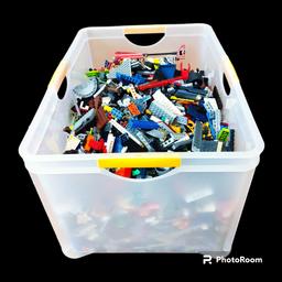 Bunter LEGO-Mix
11,5 kg schwer!
Aufgrund verschluckbarer Kleinteile 
nicht für Klein-Kinder geeignet !!!


A 1541