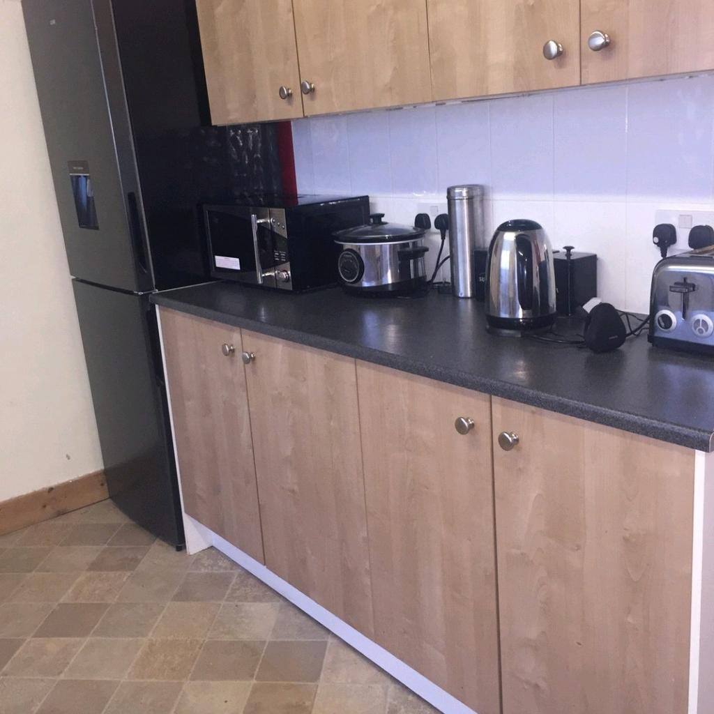Fully furnished double room to let in 3 bedroom semi detached house. WiFi and all bills included. Shared bathroom and kitchen. Back garden. Just myself lives here, and one cat but I'm at work or at my partners house most days. Lovely places for walks if that’s your thing. Female preferred but couples welcome at extra cost of £50pw for second person. On road parking plenty of space and close to public transport, two minute walk to bus route and five minute walk to nearest train station.