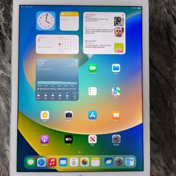 Ipad pro 12.9 inch 1st generation 128gb wifi cellular for sale working perfectly excellent condition included charger unlock any sim pick up only cash only