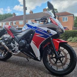 *A2 COMPLIANT*
*12months m.o.t*
Great first big bike
Honda CBR500 RA-E
Sensible Lady owner
Registered 2015 - (64 plate)
M.O.T until March 2025!
Full service on 13/09/23
22,229 miles
Log book & spare key present
Have original brake and clutch levers,
Pillion seat and grab rails included
Exactly as I bought it apart from the extra miles
Starts first time
Runs well
Only used as a dry weather bike (although I have been caught out in a shower before)
Kept covered up and under a carport
Also on a battery optimiser when not in use (also included)
Purchased as my first big bike, I was only planning to have it for a couple of years but its a great bike so I still have it 5 years later 2,900