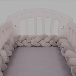 Knotted Cot Bed Bumper
Size 1M
Let your child sleep at night with no worries of them hitting their heads on the cot frame.
Colletion ls12