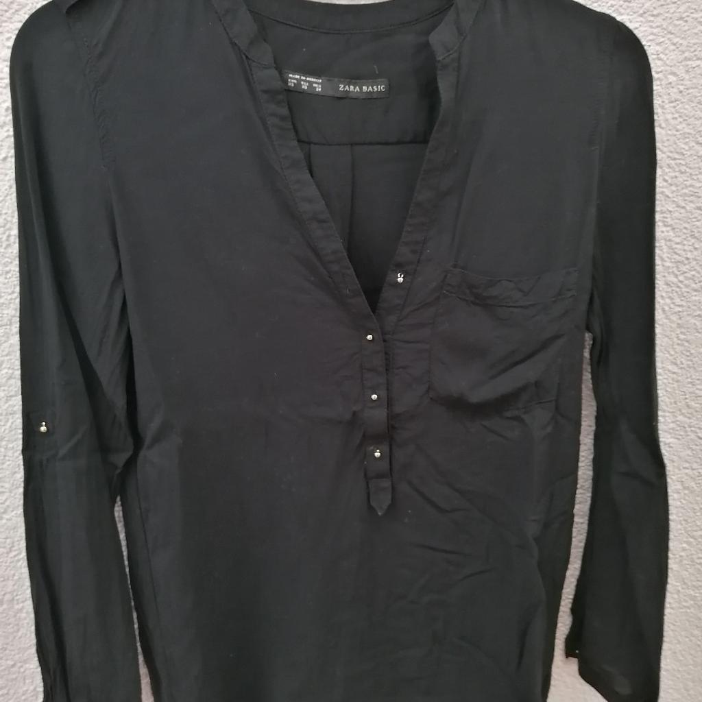 Bluse von Zara Basic mit kleinen Stehkragen und Knopfleiste
Material siehe Etikett