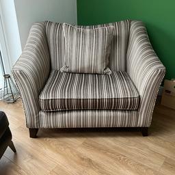 Chair (Cuddle seat style)

Bigger enough for 2 people 

Colour - green/grey stripes 
Purchased from John Lewis 

Measurements 
Width - 1220mm
Depth -1020mm
Height - 880mm

Excellent condition
From a non pet & no smoking home