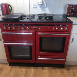 RANGE MASTER HI-LITE 110 Duel Fuel
5 Burner Gas Hob
Electricity warming zone
Cast Iron pan support
2 Ovens
Grill 
Warming Drawer 
Hi-Lite LED display 

Great condition. Unfortunately I’m selling due to moving house. 

Dropped price for quicker sale.