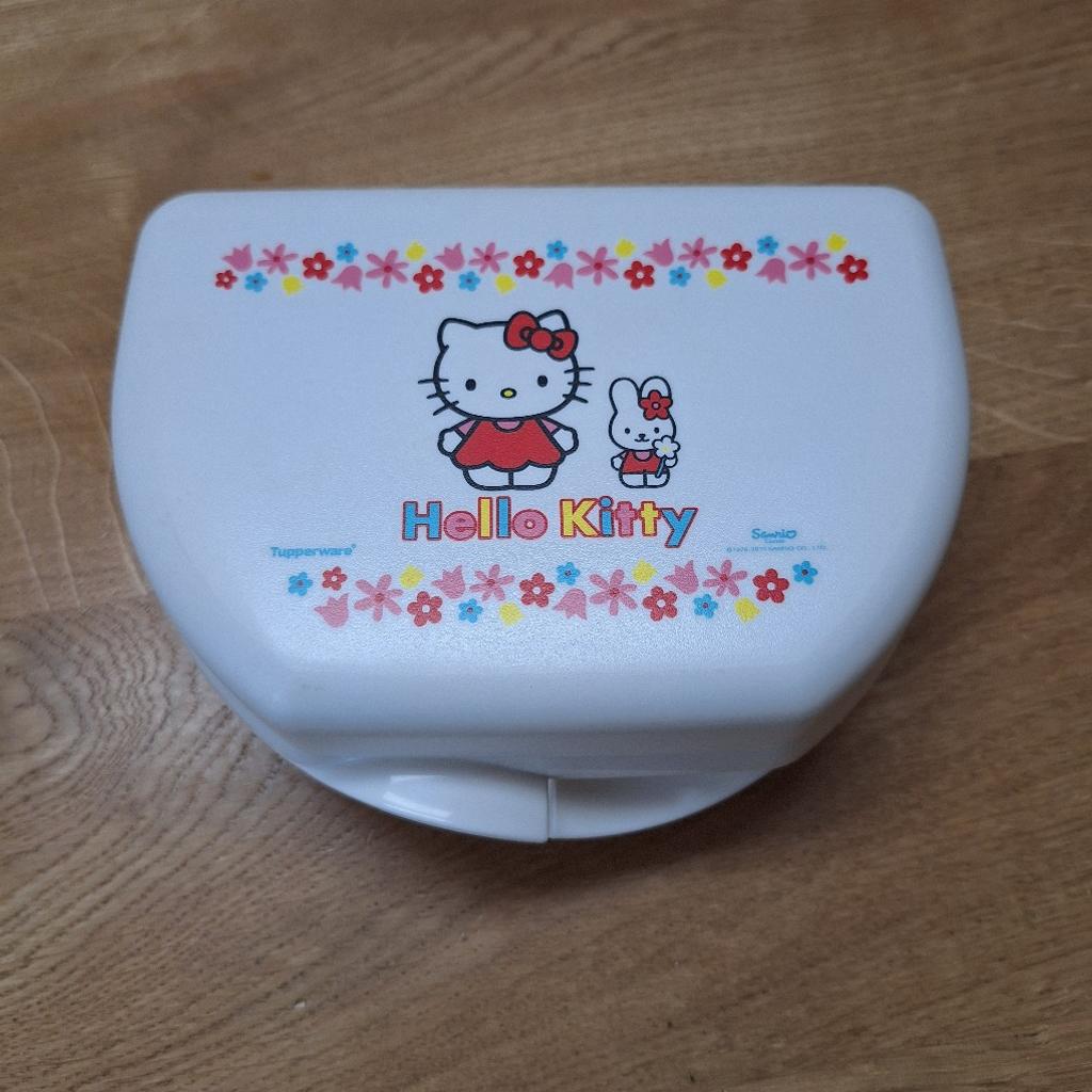 Neue Tupperware Jausenbox Hello Kitty, keine Rückgabe, Versandkosten übernimmt käufer🙃