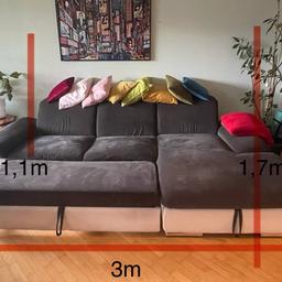 Schöne Wohnlandschaft/Couch mit normalen Gebrauchsspuren günstig abzugeben.

Ausziehbar und mit Bettkasten.