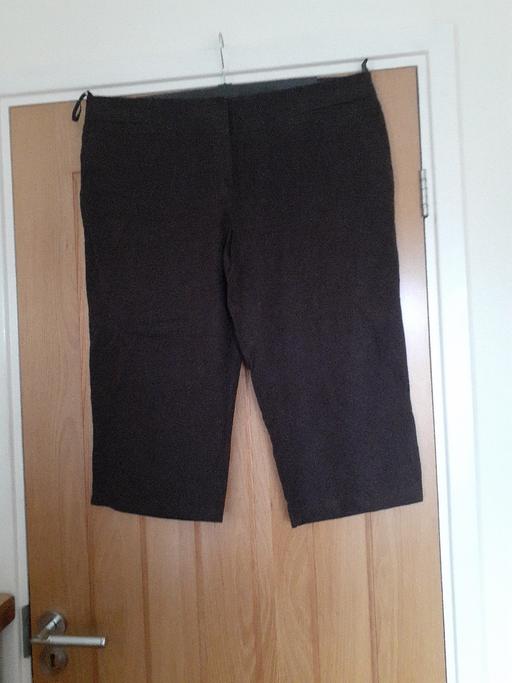 Buy & Sell West Midlands Dudley - Photos for Crop Trousers