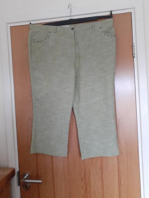 Buy & Sell West Midlands Dudley - Photos for Crop Trousers