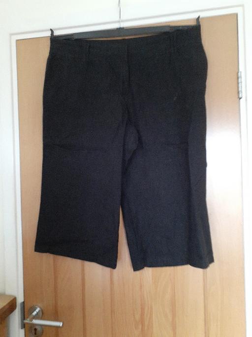 Buy & Sell West Midlands Dudley - Photos for Crop Trousers