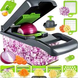 Brand new Onion Cutter Chopper
Box tatty
Never used
Onion Tomato vegetable cutter slicer
Cheese grater
16pc set
Only £5 NO Offers
Have more than one just to clear