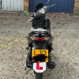 2013 Kymco Super 8 125cc - Perfect Commuter/Delivery Scooter. Low mileage ( 12824miles ) for its age.

Has been a great commuter, recently installed new battery got oil change for smooth run has 2 keys and v5 in my name 

Just needs mot if still got by end of month I’ll put one on for full asking price  pick up only se2