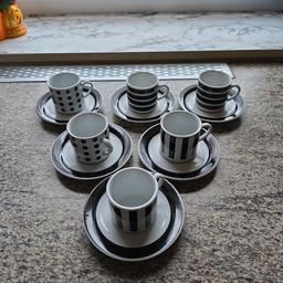 6 Cafissimo Espresso Tassen von Eduscho mit verschiedenen Mustern. Schwarz-Weiß. Gegen Aufpreis ist Versand möglich. Kein Umtausch oder Rücknahme, da Privatverkauf.