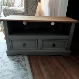 as you can see it's a TV stand two drawers lower in very good condition color gray collection only collection point would be streatham them just offer greyhound Lane