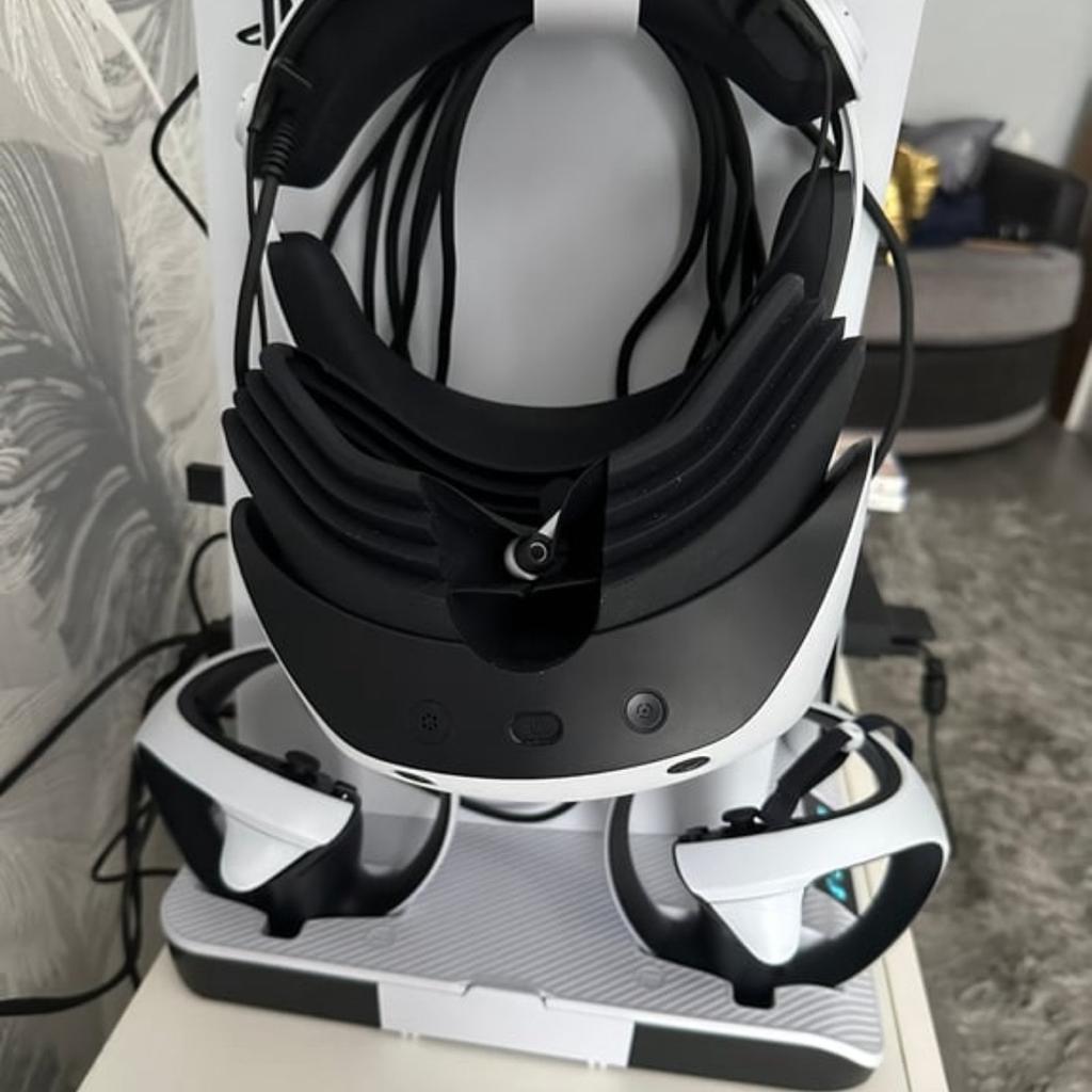 PSVR2 for sale, practically brand new, only used once and only selling due to not being used, comes from a smoke and pet free home, pick up only from NE4 Newcastle upon Tyne