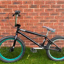 BARGAIN

WE THE PEOPLE

FULL SIZE

FANTASTIC LOOKING

BMX BIKE

BLACK CRYSIS EDITION

LIGHTWEIGHT

BMX STUNT BIKE

20“ INCH SALT BRAND WHEELS

REAR ONLY BRAKES

SMALL COGS

THREE PIECE CRANK

ORIGINAL HANDLEBAR GRIPS

ORIGINAL TYRES

PIVOTAL POSITION SEAT

UPGRADED PARTS

NEW INNER TUBES

EXCELLENT CONDITION OVERALL

BARGAIN

£120