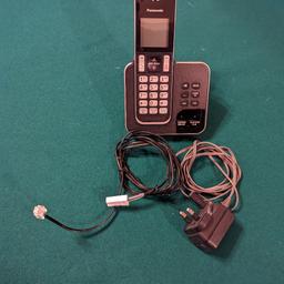 Panasonic Landline Digital Phone with Answer Phone KX-TGD320E
Great condition
Eco Mode Plus / Eco Mode
Easy to Hear Answering System Sound
Nuisance Call Block
Comes with everything in the photos
Can post for additional cost