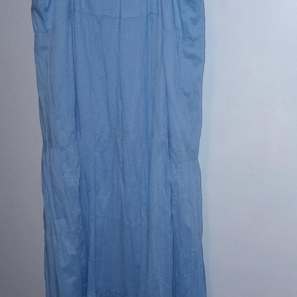 summer maxi dress primark like new used once then washed and cleaned smoke free home it cost 18 from primark size large about fit these sizes 14,16,18 must collect pay on collection no post no courier walsall area for collection