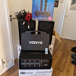 Who loves a karaoke 🎤??
Excellent condition portable p.a system with dual radio 🎤 microphones. Only 4 months old. USB, Bluetooth to link your favourite karaoke tunes from your phone/laptop, smart TV etc. Power & speaker Leads included. Collect BS9 opposite canford, or *local* delivery available. £170 ovno