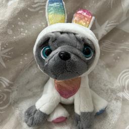 Keel Pugsley Soft Toy 

These adorable Pug in Rabbit Onesie plush characters are made from only the finest supersoft high quality materials. 

#dog #rabbit #pug