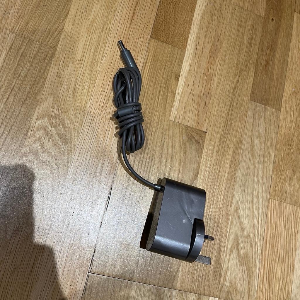 3 available - £99 each

Excellent condition and perfect working order

Dyson V8 handheld wireless hoover

Comes With charger

Collection from my house in Wembley Park or I can personally deliver at minimal cost.