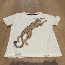 Shirt mit Leopardenmotiv von Kite

Größe 8 Jahre/128 cm

Abholung in 1130, 1030 oder 1010 Wien möglich Versand ausschließlich gegen Übernahme der gesamten Versandkosten möglich