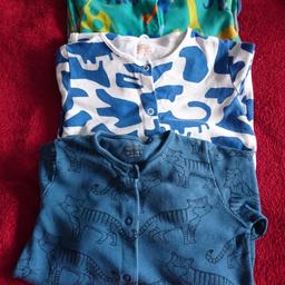 clothing bundle 

3 baby grows
dungaree set
jeans bnwt
jumper
2 piece set