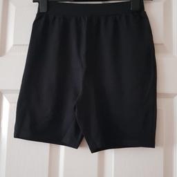 As new cycling shorts
COLLECTION ONLY 
Please note items will ONLY be kept for 48 hours after confirmation. If item is not collected within this time they will be relisted 
** ITEM IS COLLECTION ONLY **
   *** NO OFFERS ACCEPTED ***