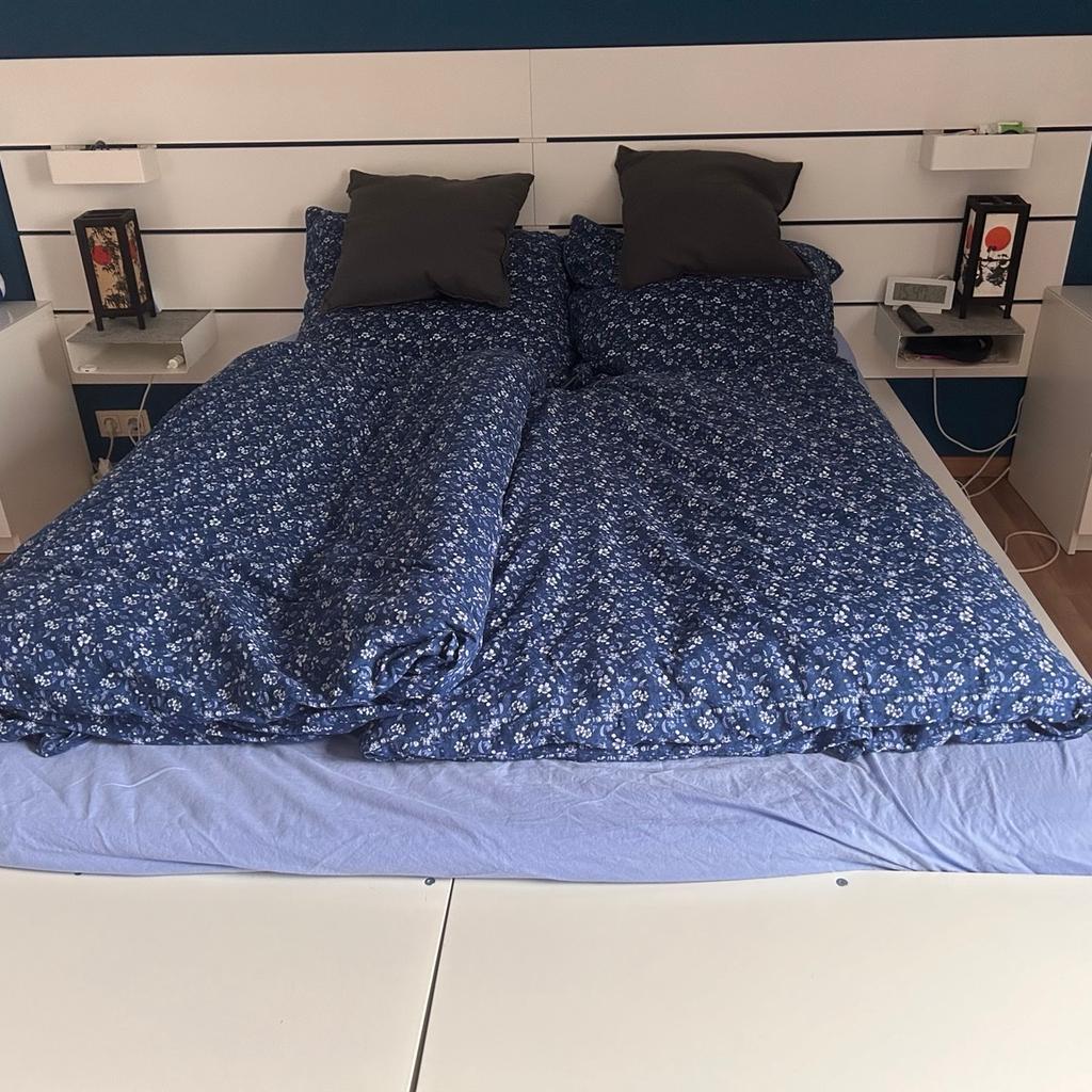 Zu verkaufen ist ein Ikea Nordli Bett in den Maßen 180x200 in der Farbe Weiß
Das Bett ist neuwertig in einem einwandfreien Zustand mit Bettkasten.

Bett wird ohne Matratze verkauft, Abbau nach Absprache.
Kein Versand