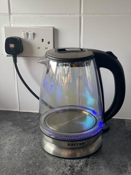Buy & Sell Pimlico Central London - Photos for Iridescent Glass Kettle