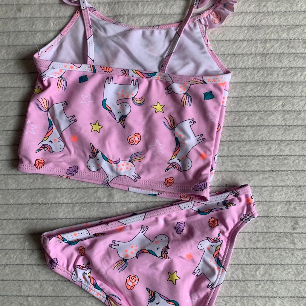 Unicorn swim set
£5

Available
12-18m x 1
18-24m x 1
2-3 years x 1
3-4 years x 2
4-5 years x 3
5-6 years x 3

Post £3.70 up to 2kg
Collection ls20

- no holding without payment -