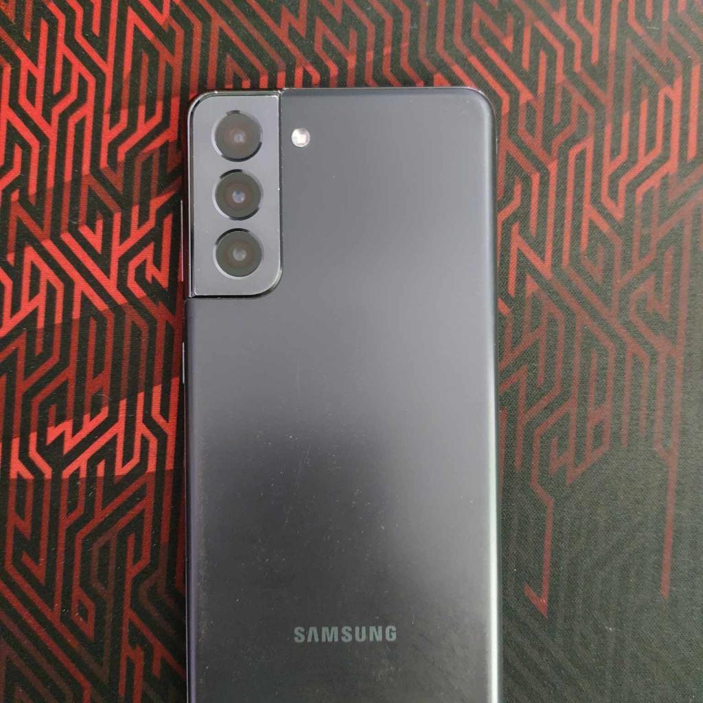 Verkaufe mein Samsung Galaxy S21 5G
Preis verhandelbar!